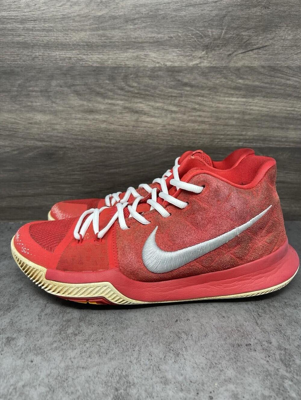 Nike Kyrie 3 University Red Sneakers Mens Size 8.5 Basketball Athletic 852395-60